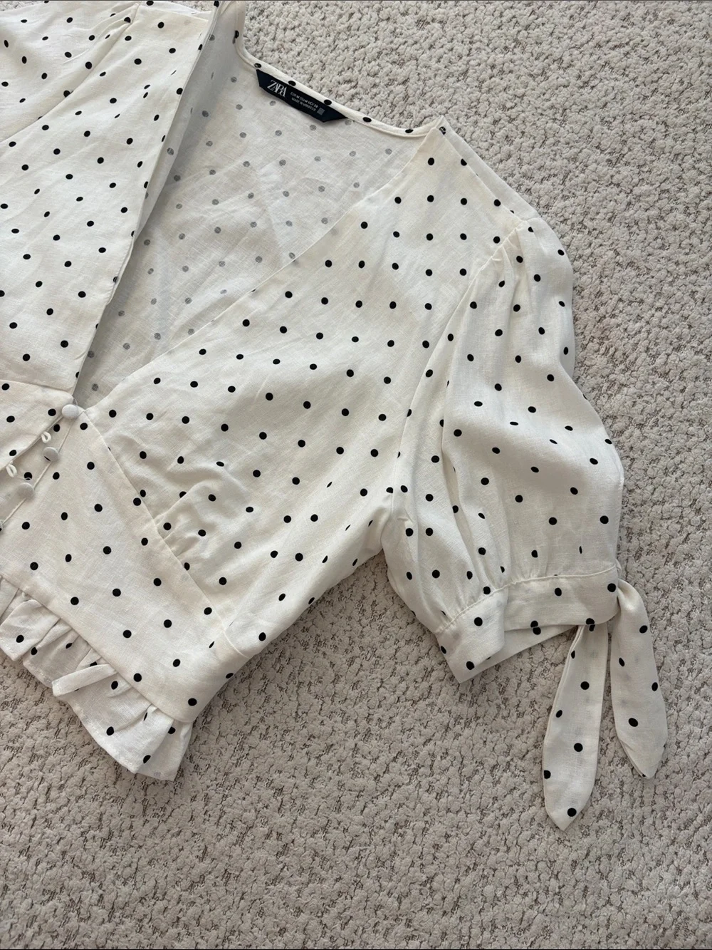 Zara Cream Polka Dot V-Neck Cropped Top